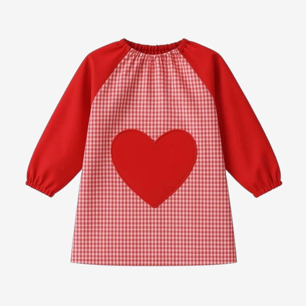 Babero Vichy Corazón Rojo personalizado con nombre bordado para colegio o guardería