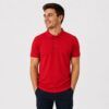 Polo unisex Fruit of the Loom rojo de manga corta con cuello de canalé y tapeta de botones, ideal para uniformes de trabajo y personalización con bordado.