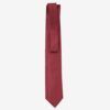 Corbata roja sin nudo ideal para uniformes de hostelería