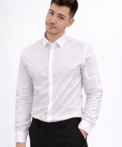 Camisa blanca de hombre de manga larga con corte entallado para uniforme de hostelería