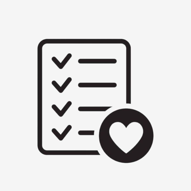 Icono representativo de una lista de deseos con elementos marcados y un corazón