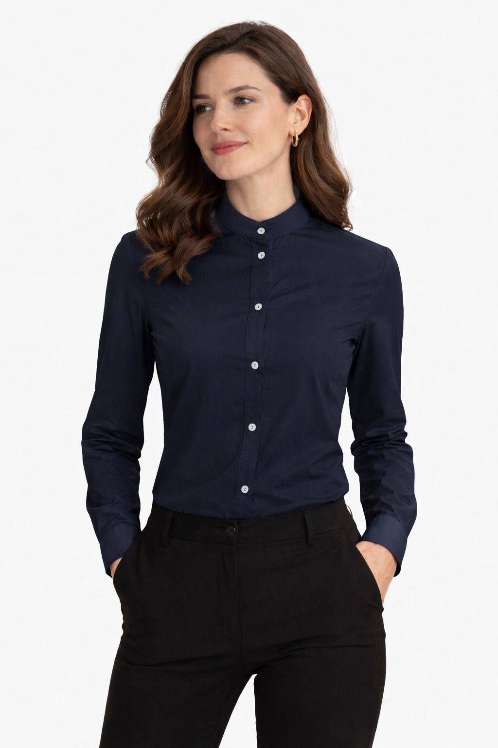 Camisa de mujer azul marino con cuello tirilla y manga larga para uniforme de hostelería