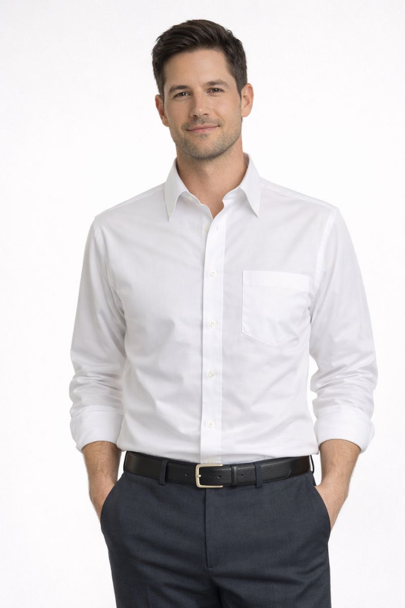 Camisa blanca clásica de trabajo Unifor Gran con corte amplio y bolsillo en el pecho